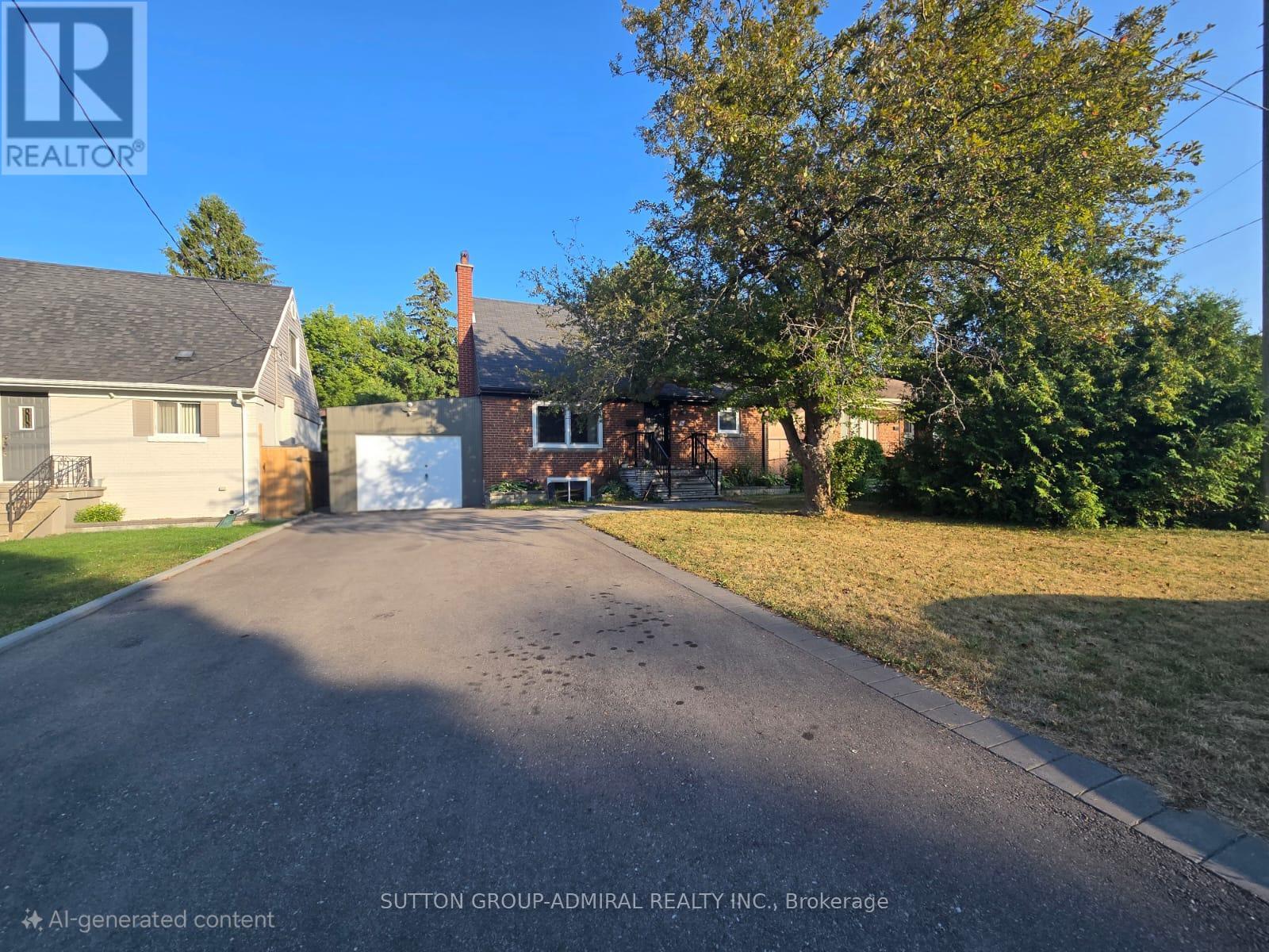 LOWER - 65 ADANAC DRIVE, Toronto, Ontario