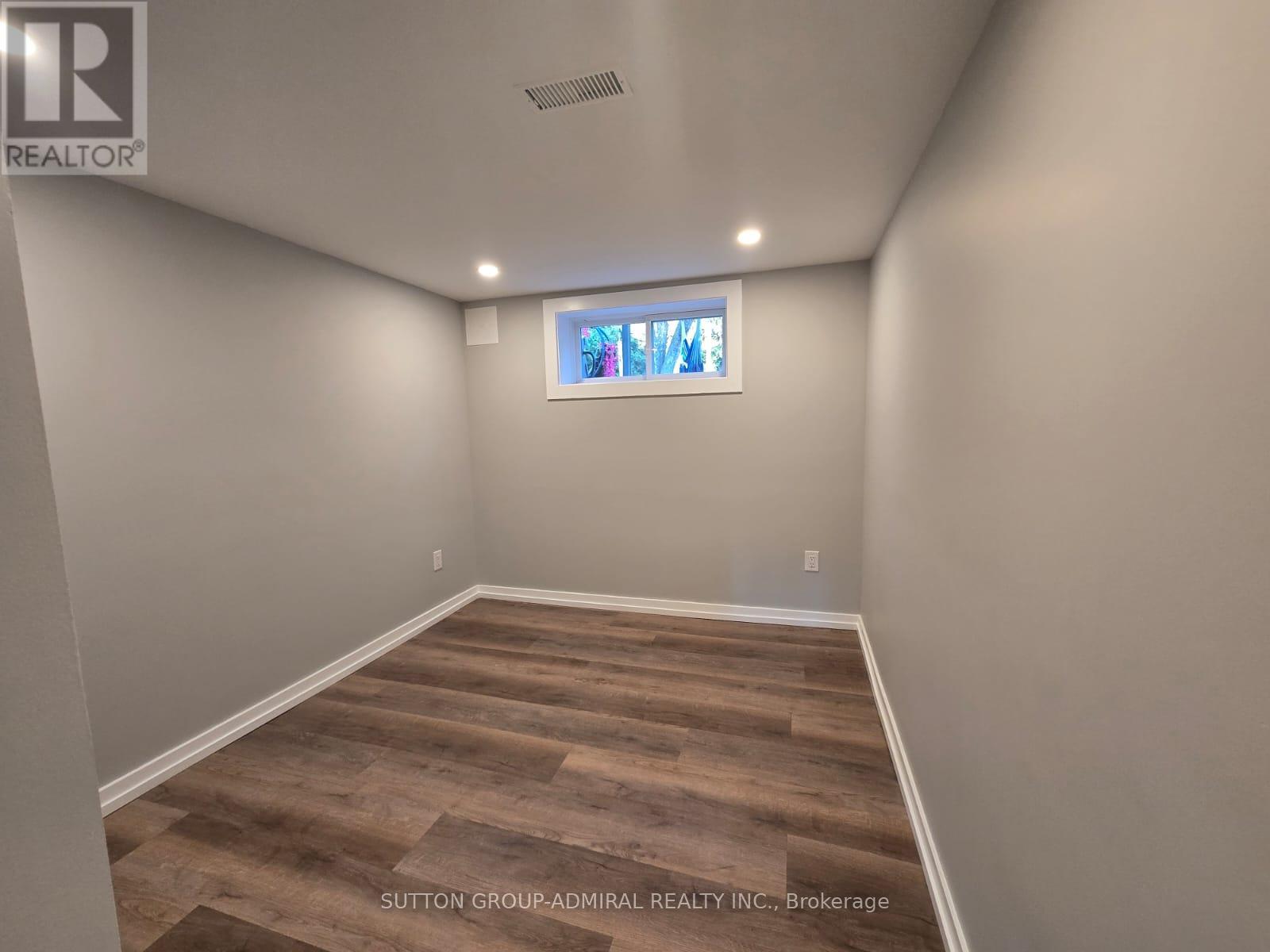 Lower - 65 Adanac Drive, Toronto, Ontario  M1M 2E6 - Photo 9 - E12343169