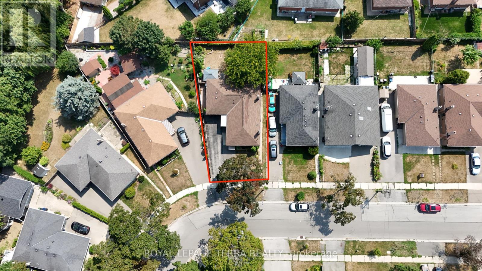 Property at 65 ALHART DRIVE image 3