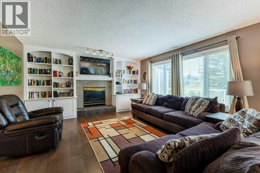 Property at 119 Valley Ridge Green NW image 4