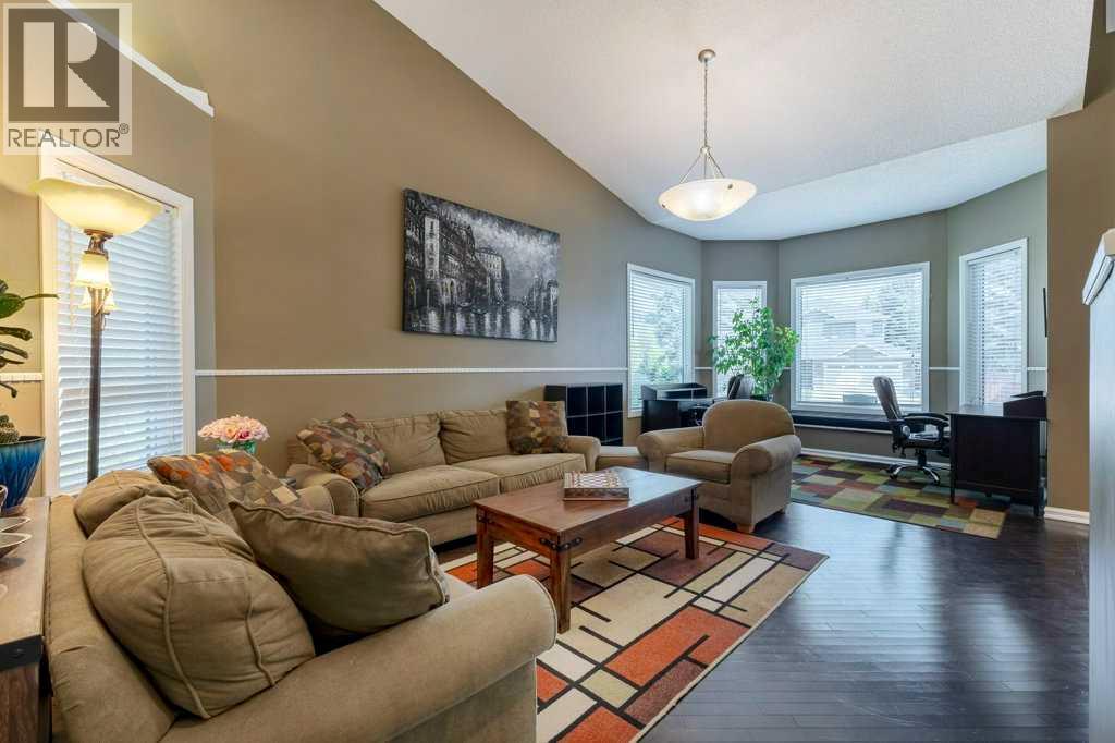Property at 119 Valley Ridge Green NW image 5