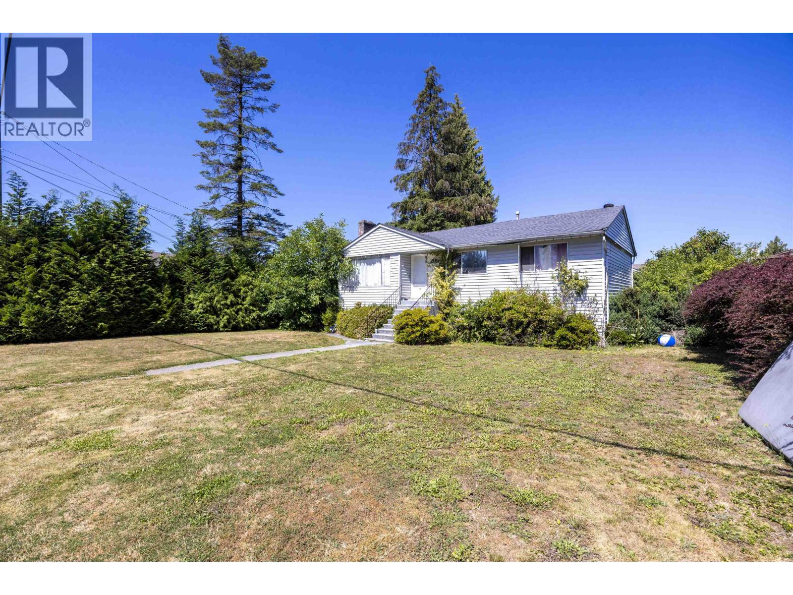 839 Regan Avenue, Coquitlam, British Columbia  V3J 3B1 - Photo 2 - R3037584