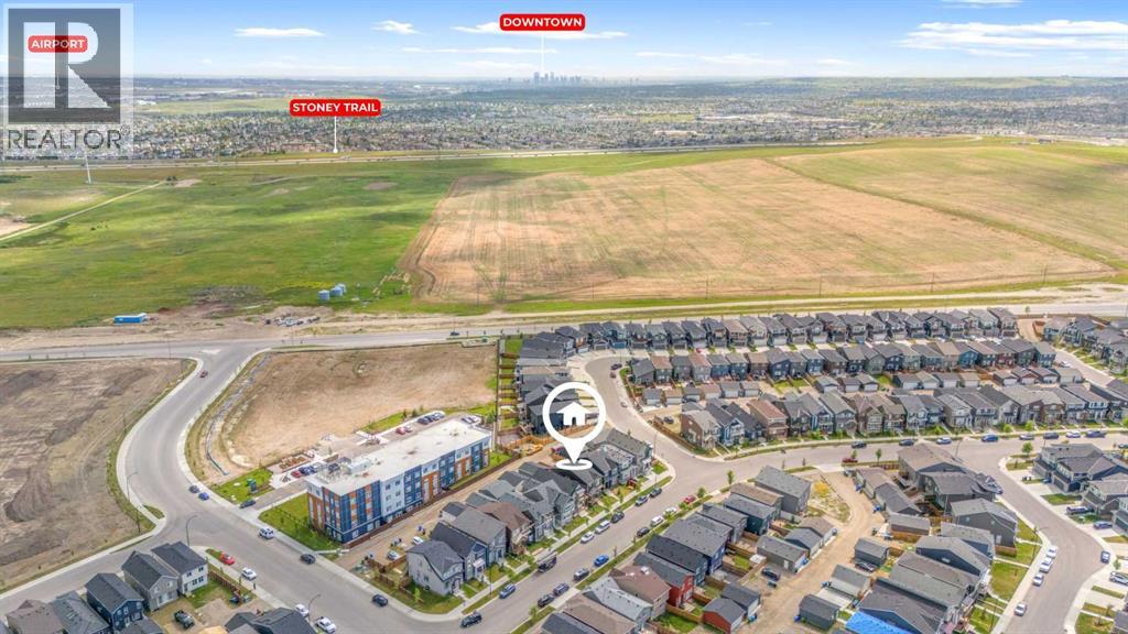 Property at 685 Livingston Way NE image 2