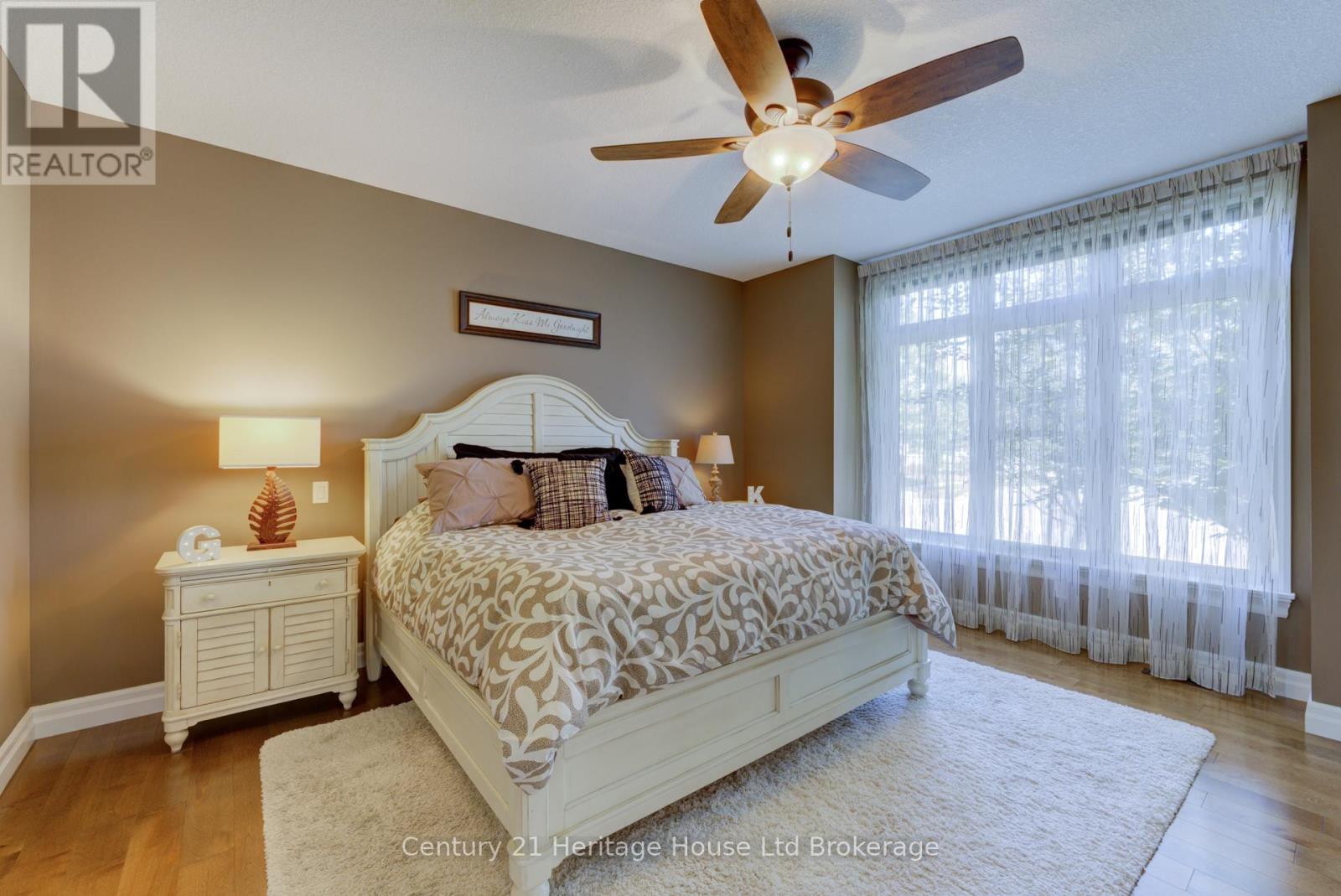 563 Lakeview Drive, Woodstock (Woodstock - North), Ontario  N4T 0C7 - Photo 17 - X12349279