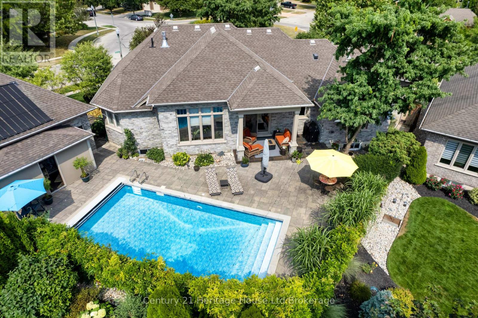 563 Lakeview Drive, Woodstock (Woodstock - North), Ontario  N4T 0C7 - Photo 38 - X12349279