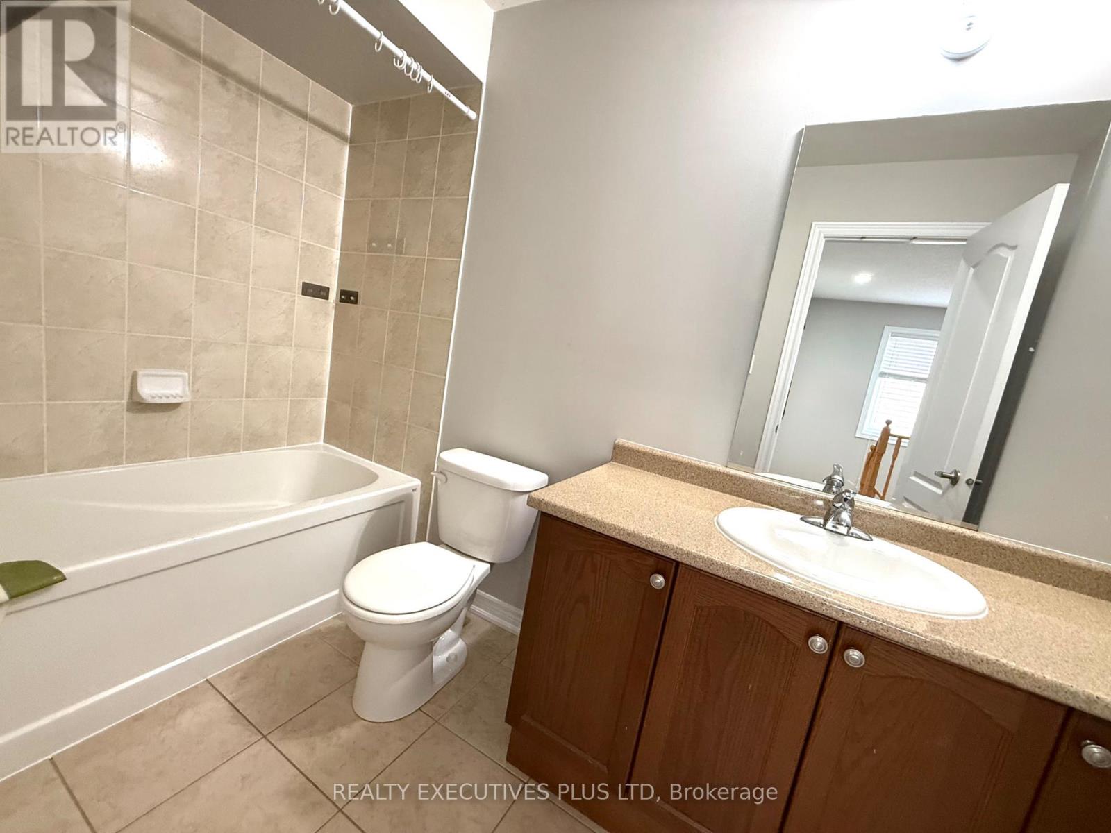 Upper - 88 Banbridge Crescent, Brampton, Ontario  L6X 5M1 - Photo 30 - W12349273