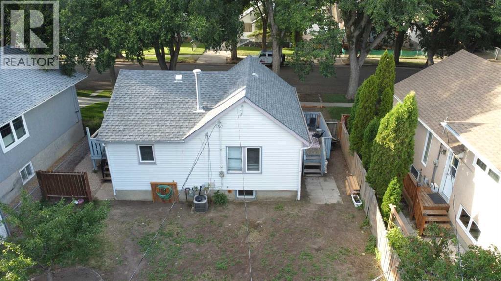 Property at 1143 Braemar Street SE image 3