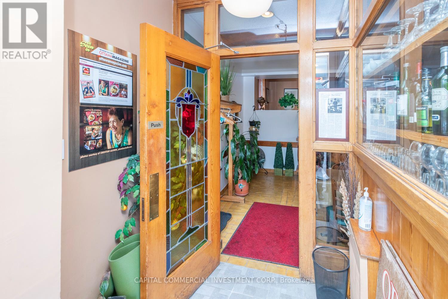 14 Marier Avenue, Ottawa, Ontario  K1L 5S5 - Photo 5 - X12349278