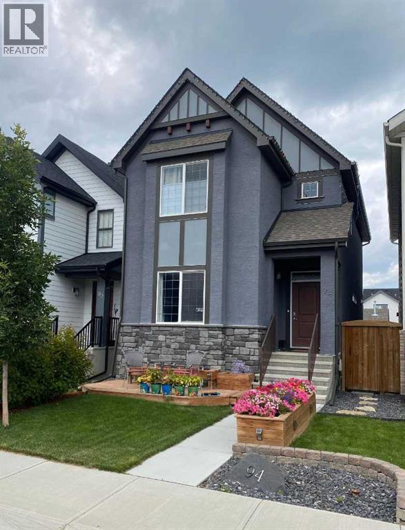 Property at 94 Masters Crescent SE image 1