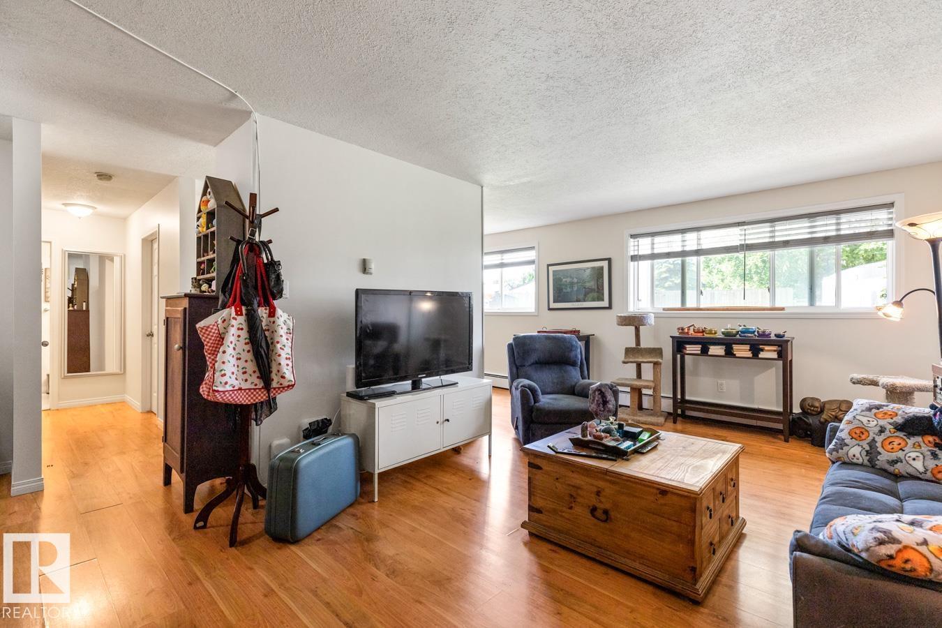 Property at #105 8930 149 ST NW image 5