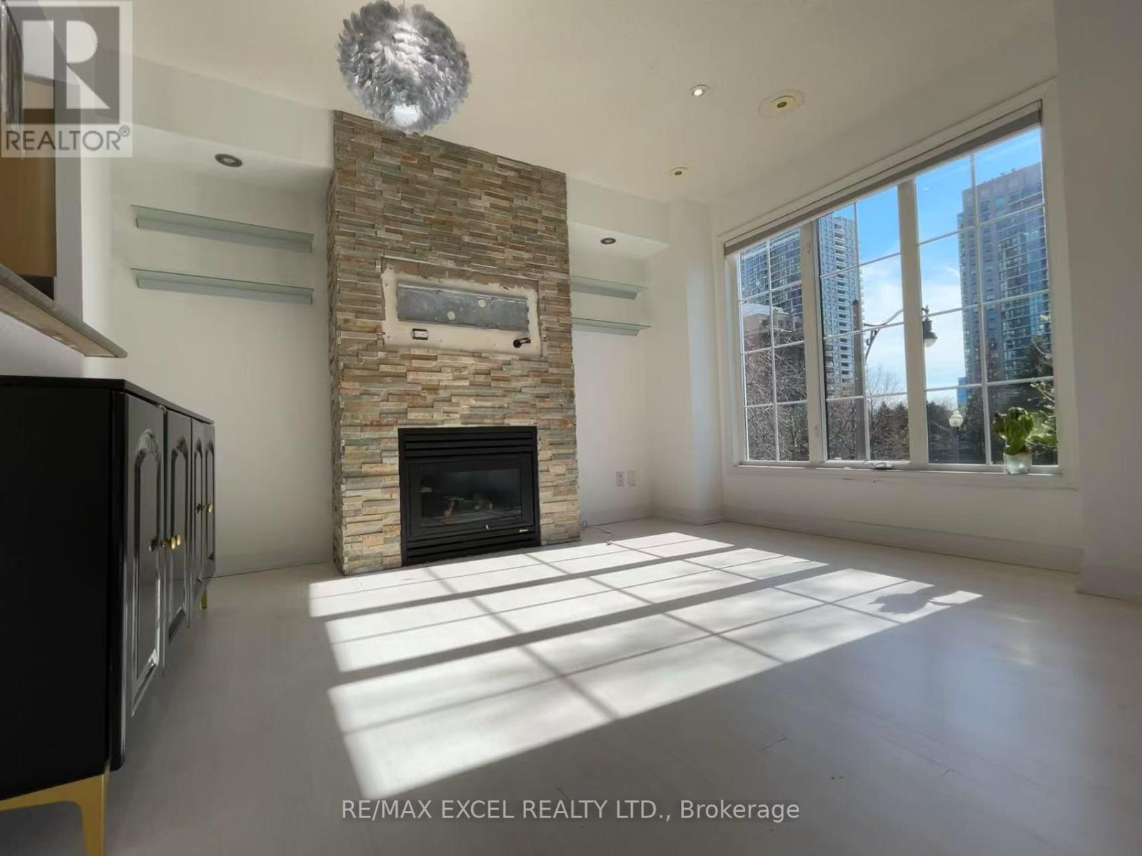 1131 - 5 Everson Drive, Toronto, Ontario  M2N 7C3 - Photo 6 - C12349290