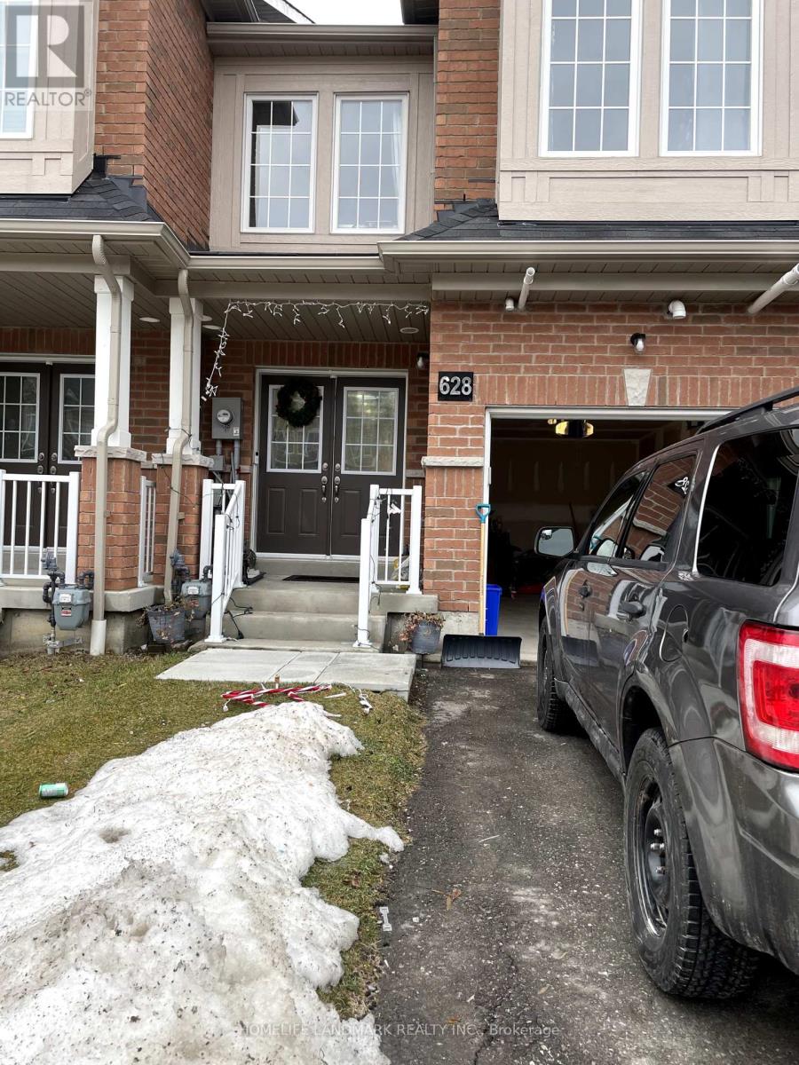 Property at 628 KRAWCHUK CRESCENT image 2