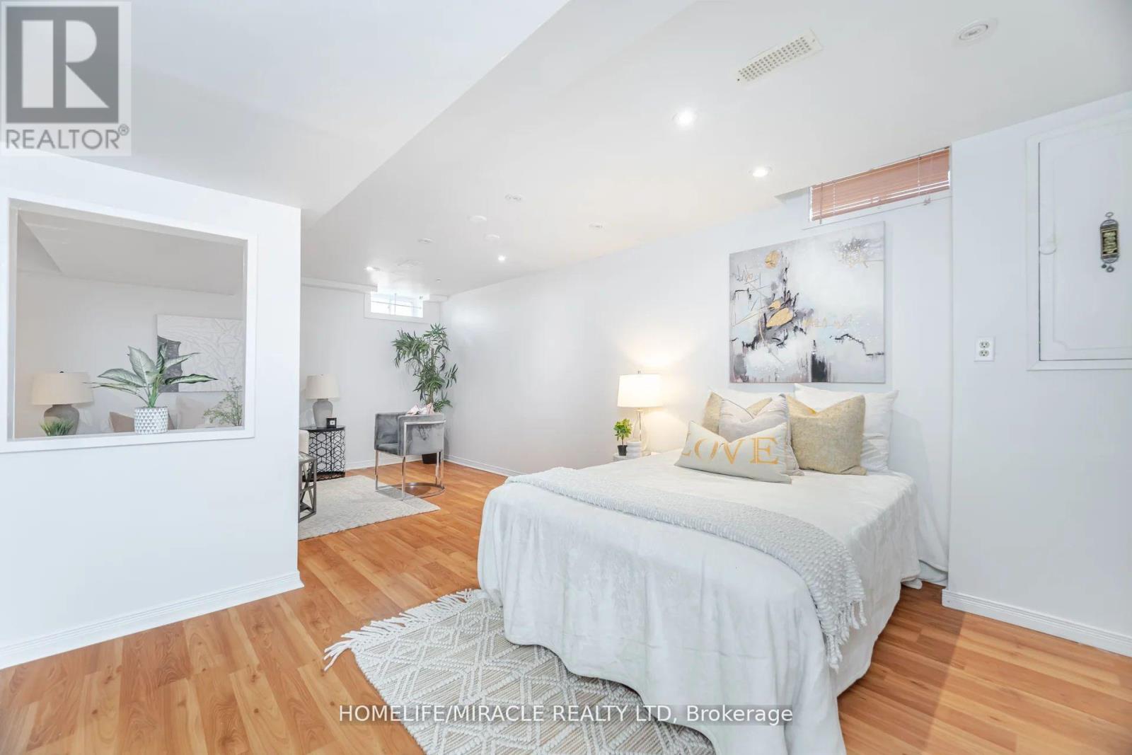 5339 Bullrush Drive, Mississauga (East Credit), Ontario L5V 1Z2 - Photo 35 - W12349294