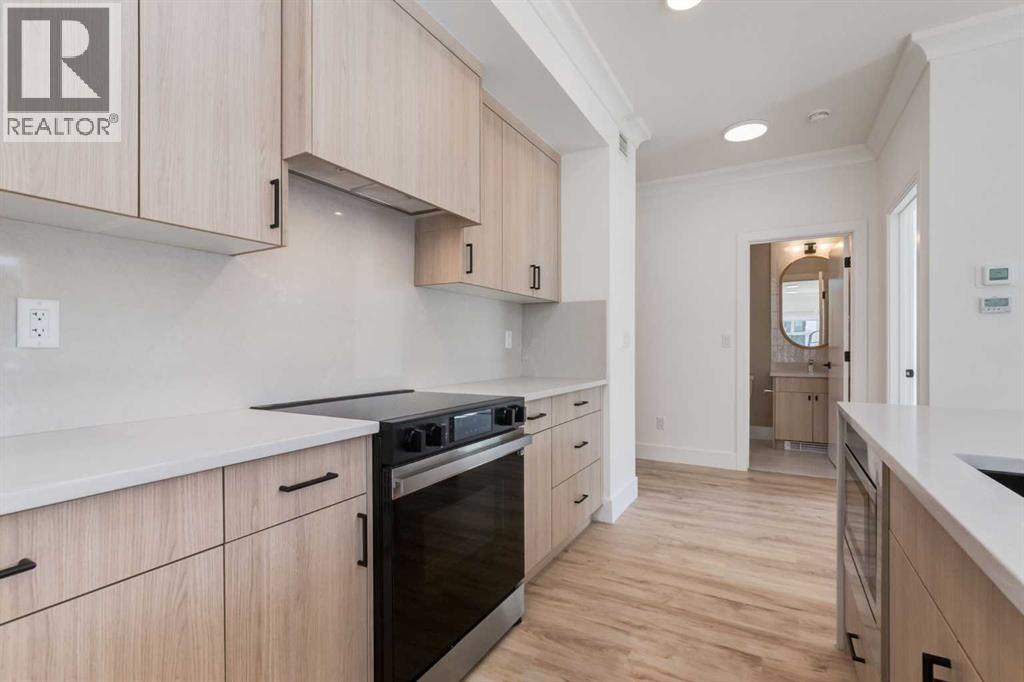 Property at 203, 330 Dieppe Drive SW image 5