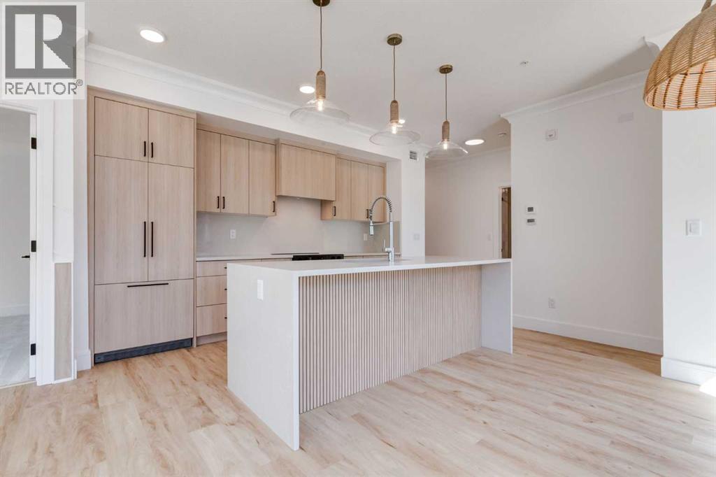 Property at 203, 330 Dieppe Drive SW image 3