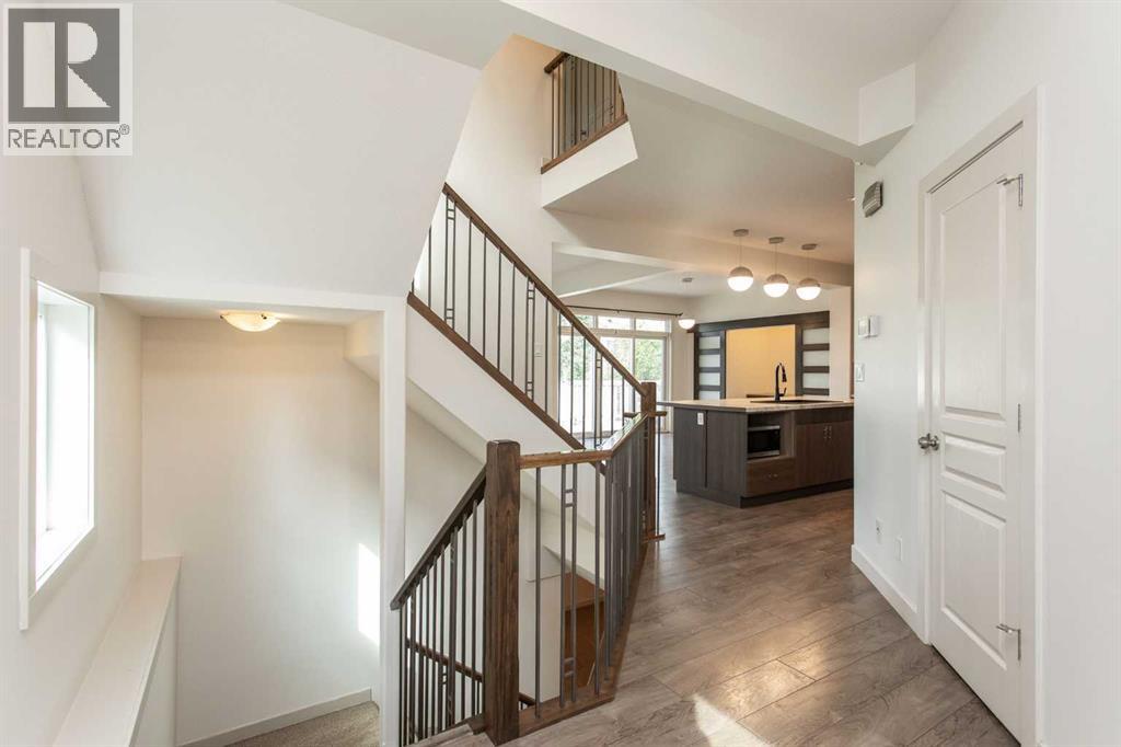Property at 26 Vienna Close image 2