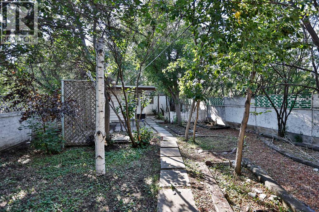 1102 13 Street N, Lethbridge, Alberta  T1K 3X6 - Photo 11 - A2249409