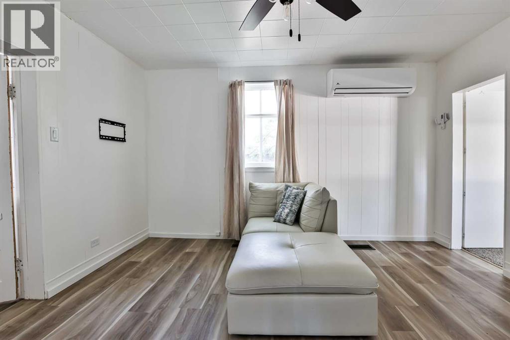 Property at 1102 13 Street N image 4