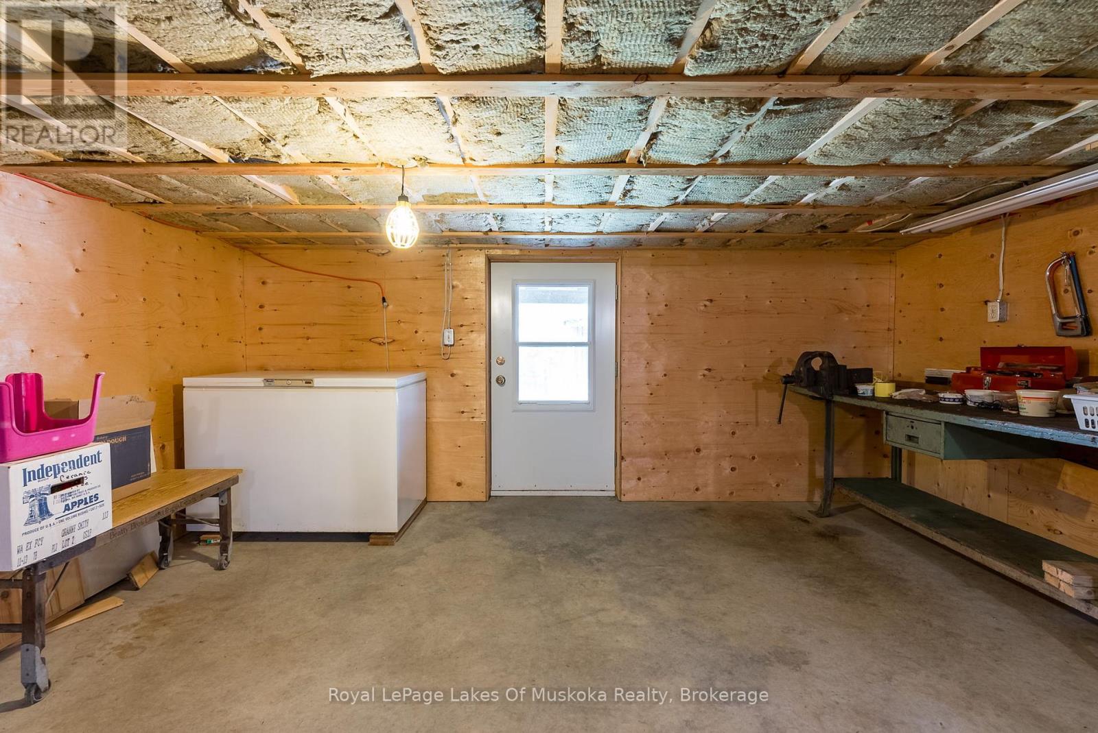 71 Victoria Street, Magnetawan, Ontario  P0A 1P0 - Photo 22 - X12154464