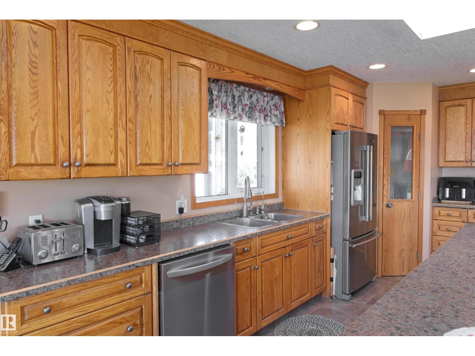 59116 Rge Rd 23, Rural Barrhead County, Alberta  T7N 1N4 - Photo 13 - E4453448