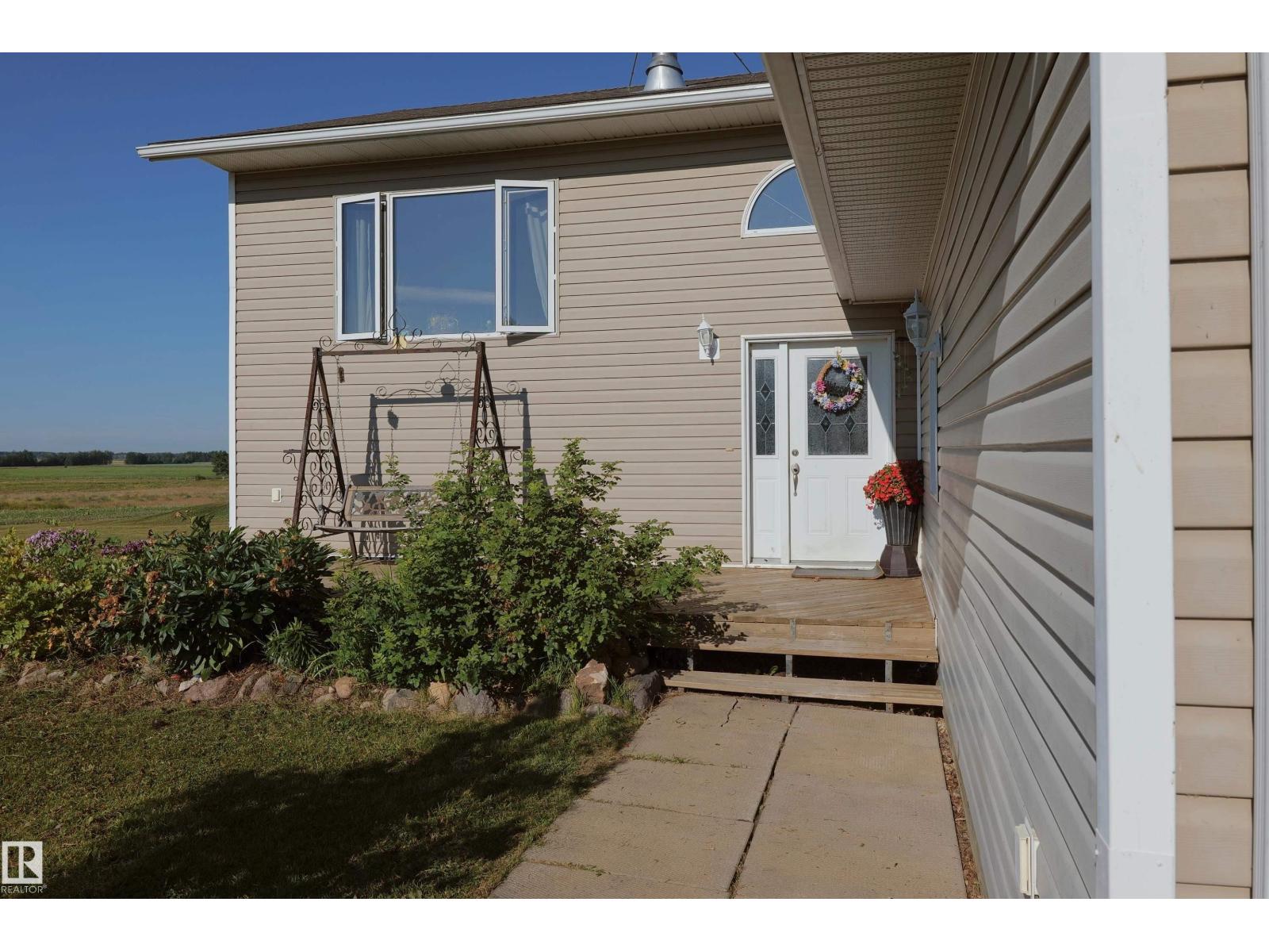 59116 Rge Rd 23, Rural Barrhead County, Alberta  T7N 1N4 - Photo 5 - E4453448