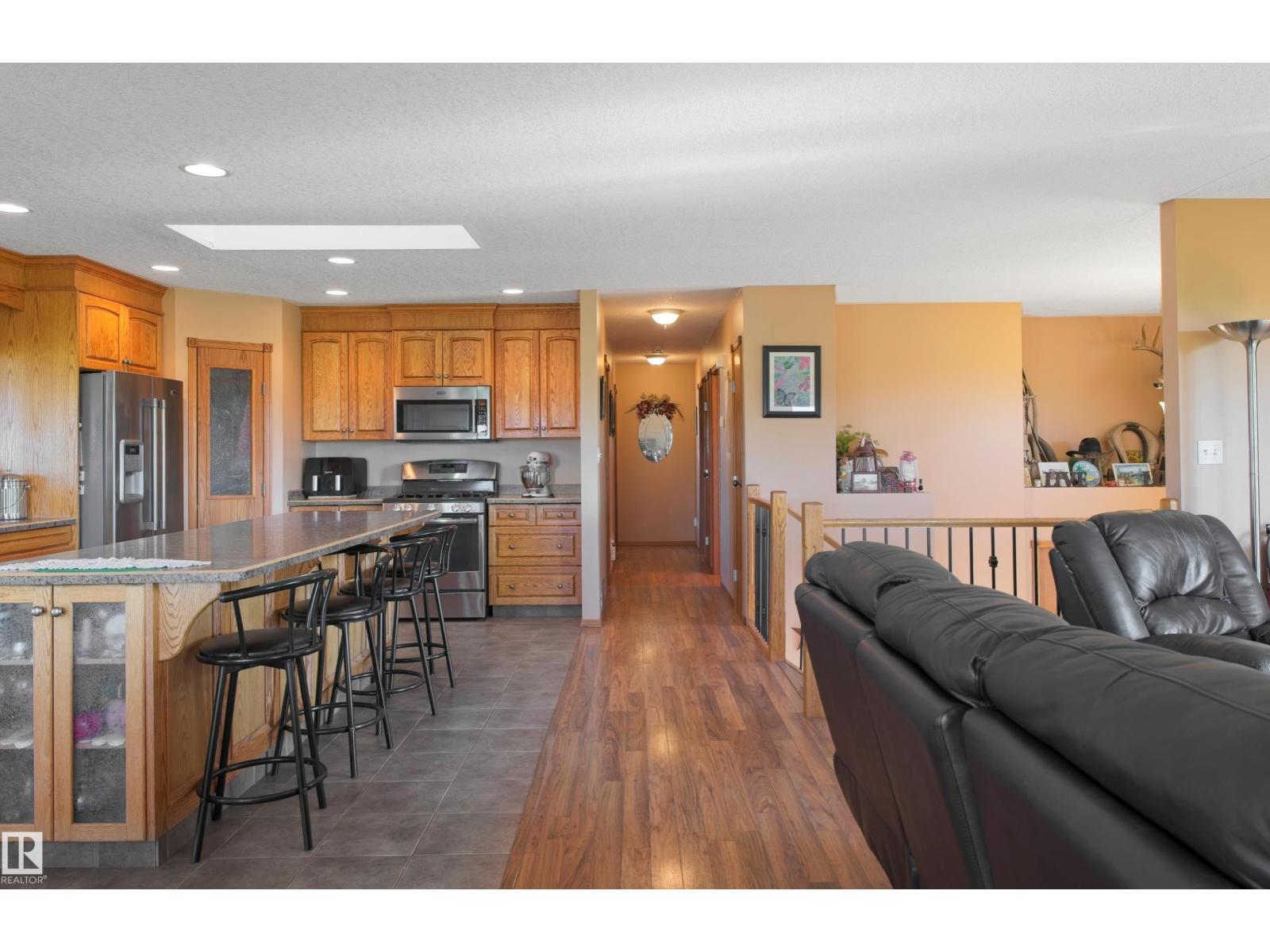 59116 Rge Rd 23, Rural Barrhead County, Alberta  T7N 1N4 - Photo 9 - E4453448