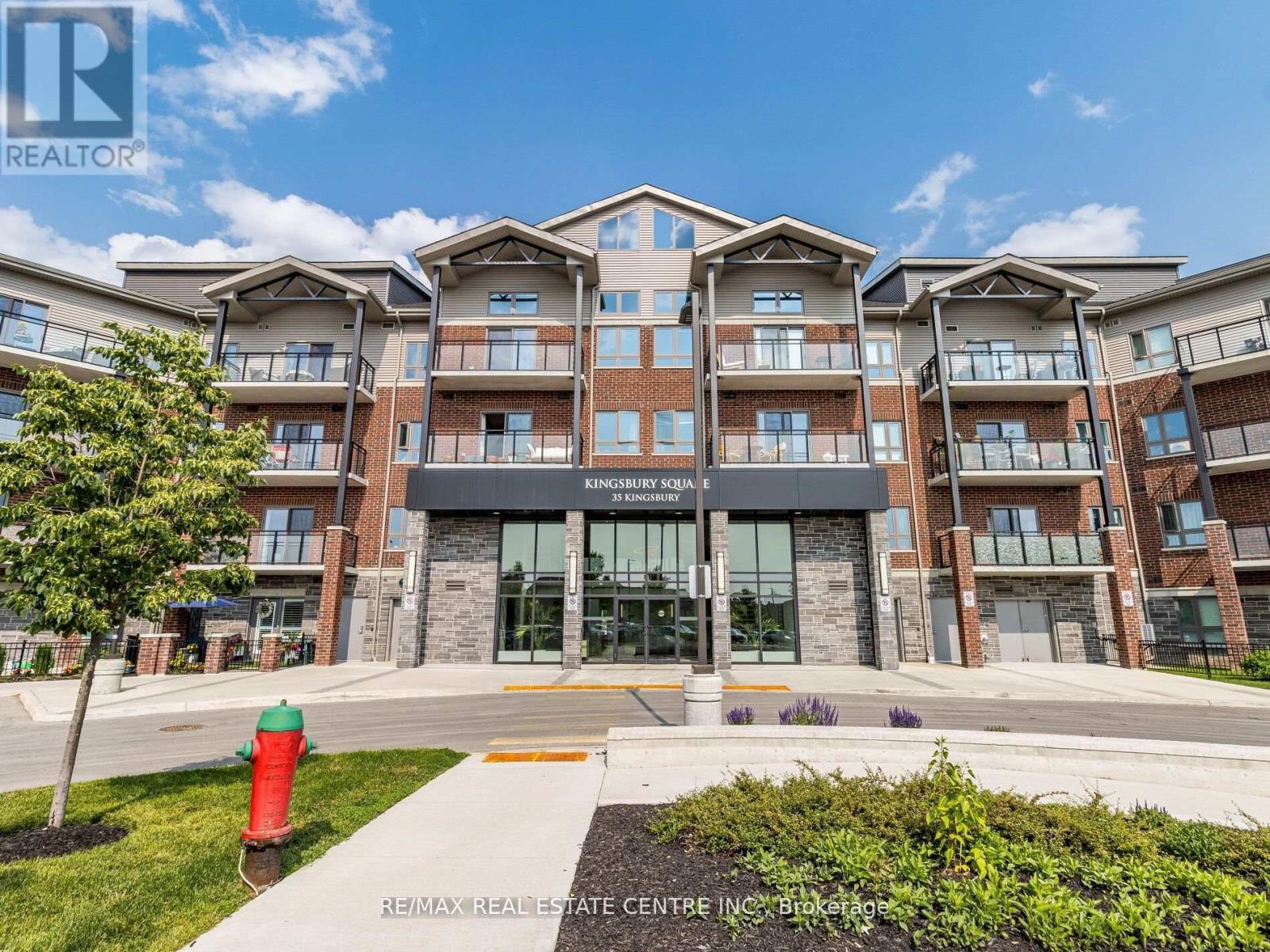 222 - 35 KINGSBURY SQUARE N, Guelph, Ontario