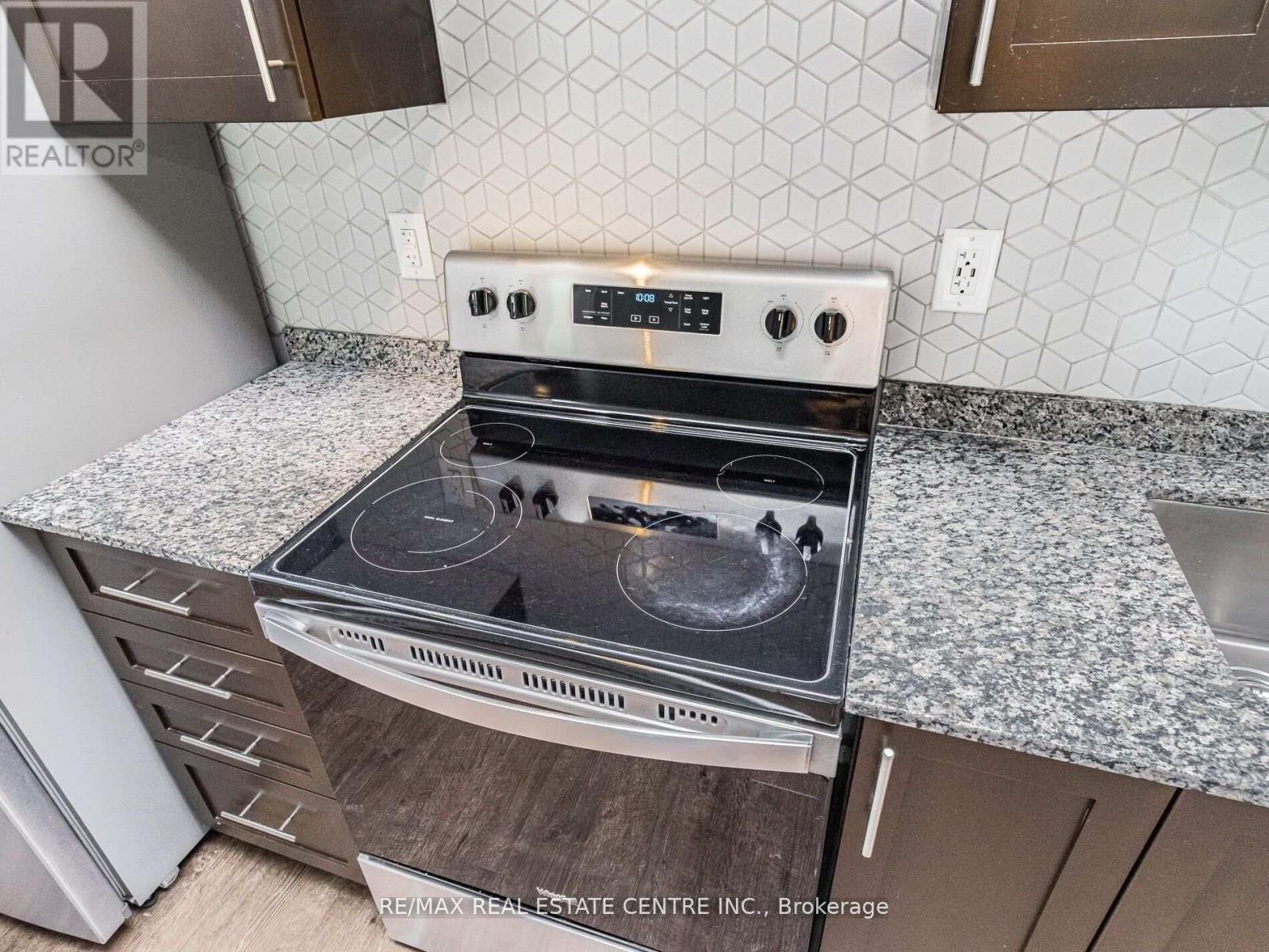 222 - 35 Kingsbury Square N, Guelph, Ontario  N1L 1C3 - Photo 15 - X12349327