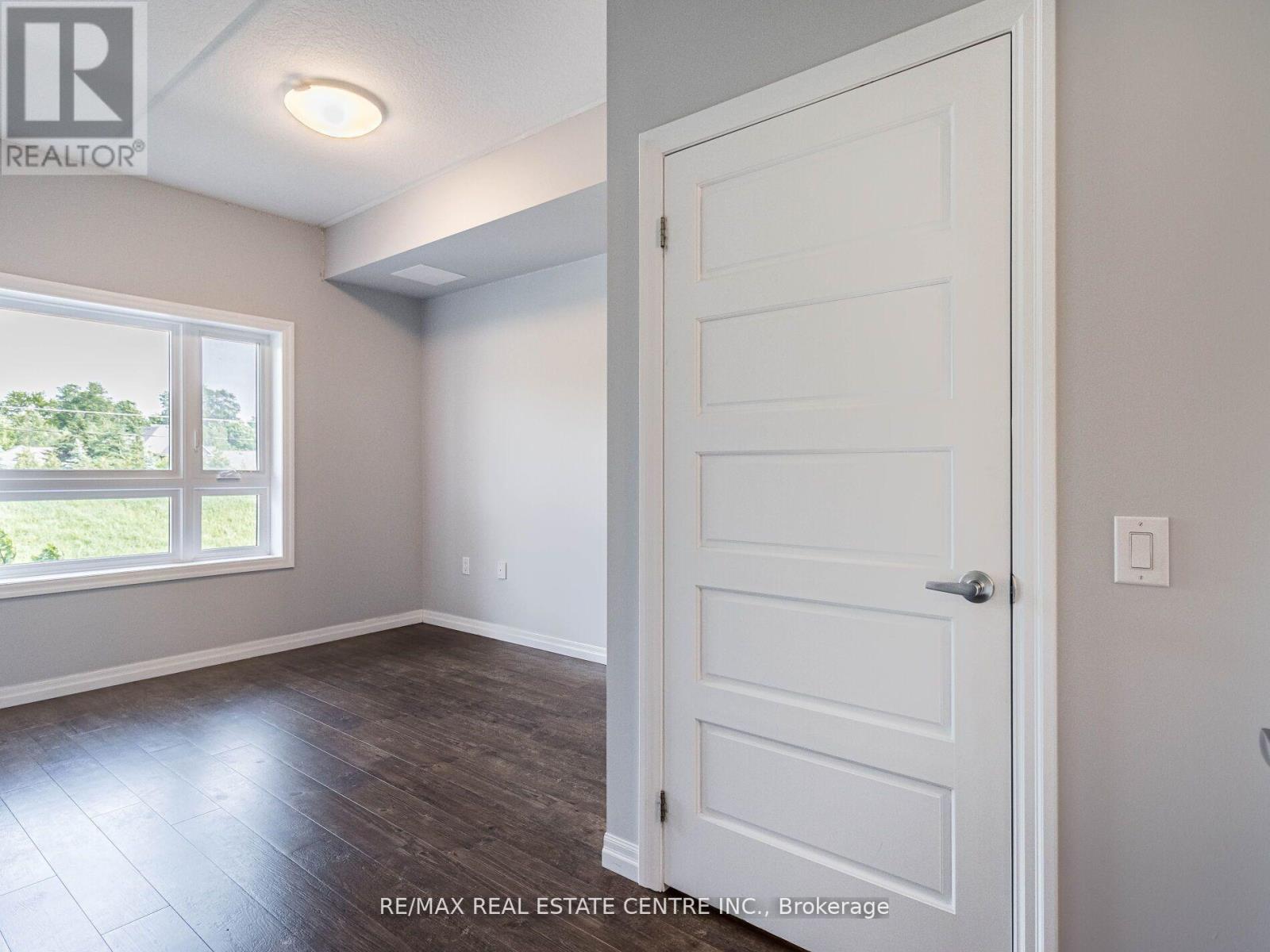 222 - 35 Kingsbury Square N, Guelph, Ontario  N1L 1C3 - Photo 21 - X12349327