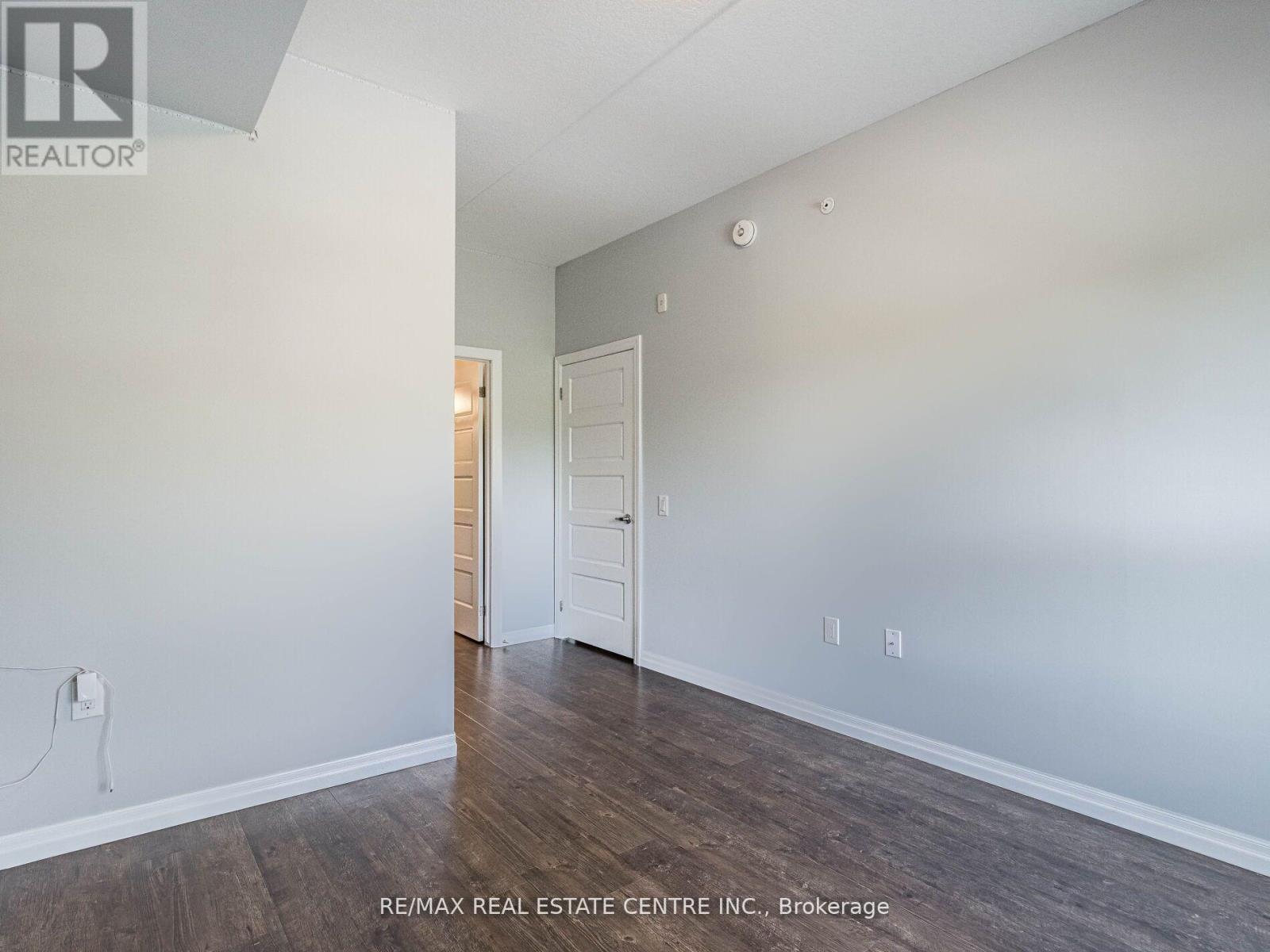 222 - 35 Kingsbury Square N, Guelph, Ontario  N1L 1C3 - Photo 22 - X12349327