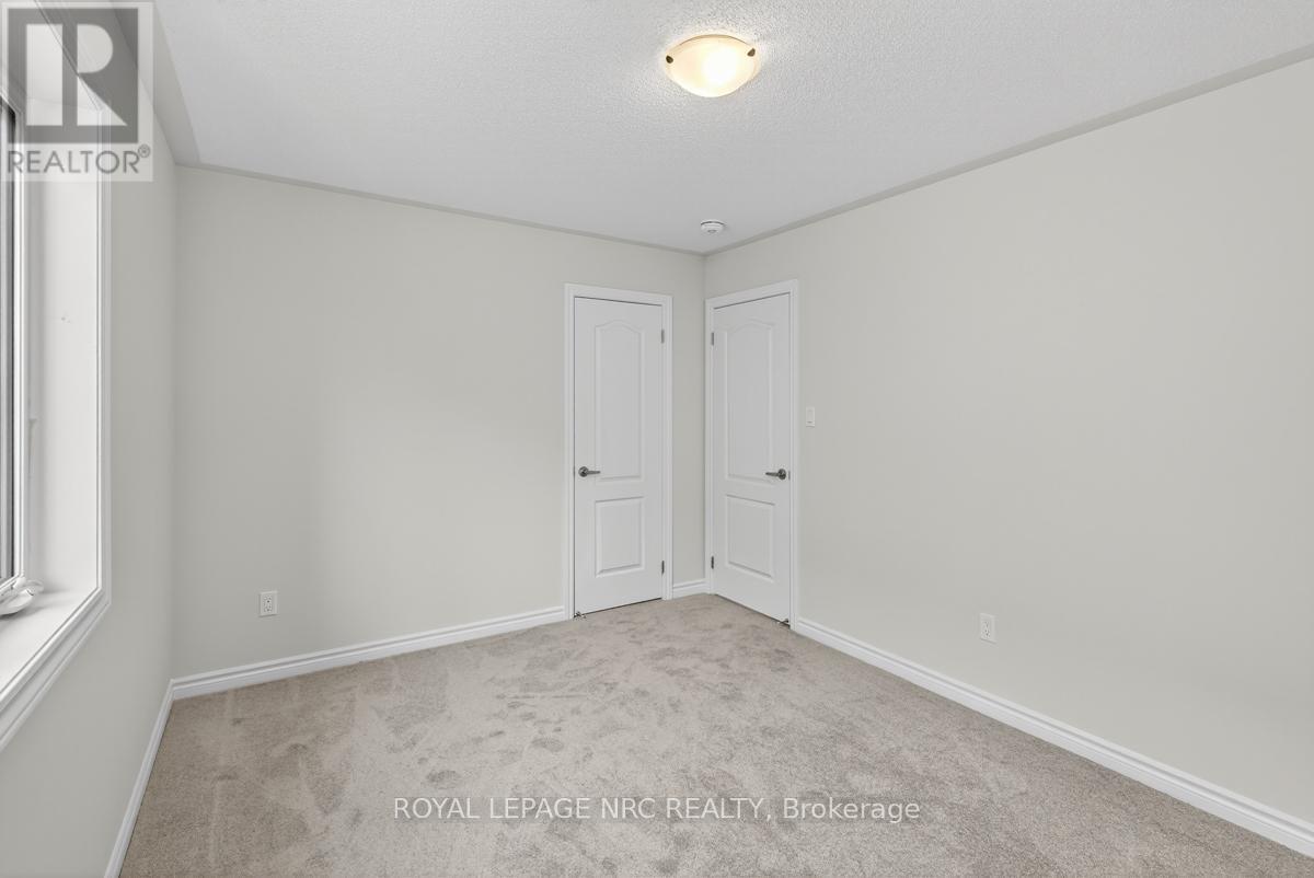 49 Huntsworth Avenue, Thorold, Ontario  L2V 0N2 - Photo 24 - X12349372