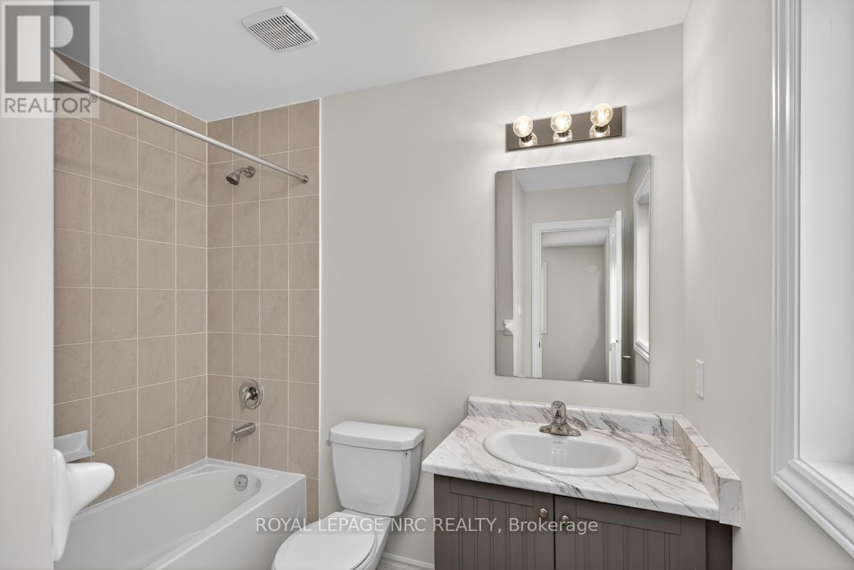 49 Huntsworth Avenue, Thorold, Ontario  L2V 0N2 - Photo 29 - X12349372