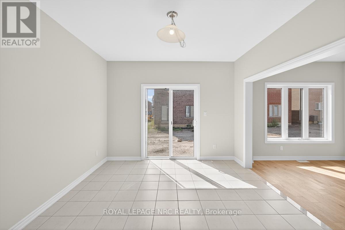 49 Huntsworth Avenue, Thorold, Ontario  L2V 0N2 - Photo 7 - X12349372
