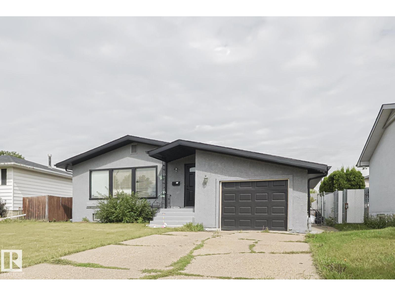 6224 136 Av Nw, Edmonton, Alberta  T5A 0N6 - Photo 1 - E4453449