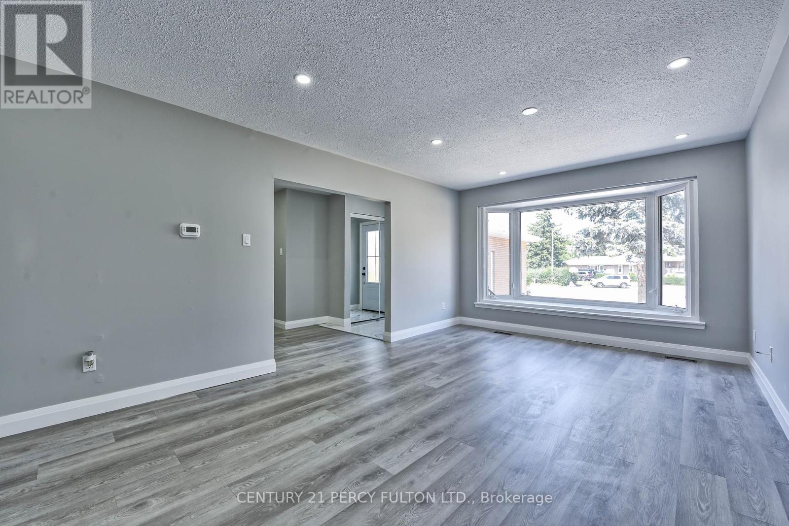 32 Drum Oak Crescent, Brampton, Ontario  L6T 1M5 - Photo 11 - W12349370