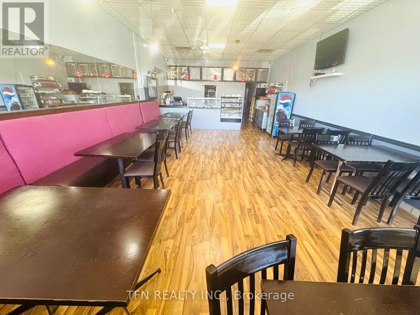 3 - 433 Simcoe Street, Oshawa, Ontario  L1H 3E2 - Photo 7 - E12302325