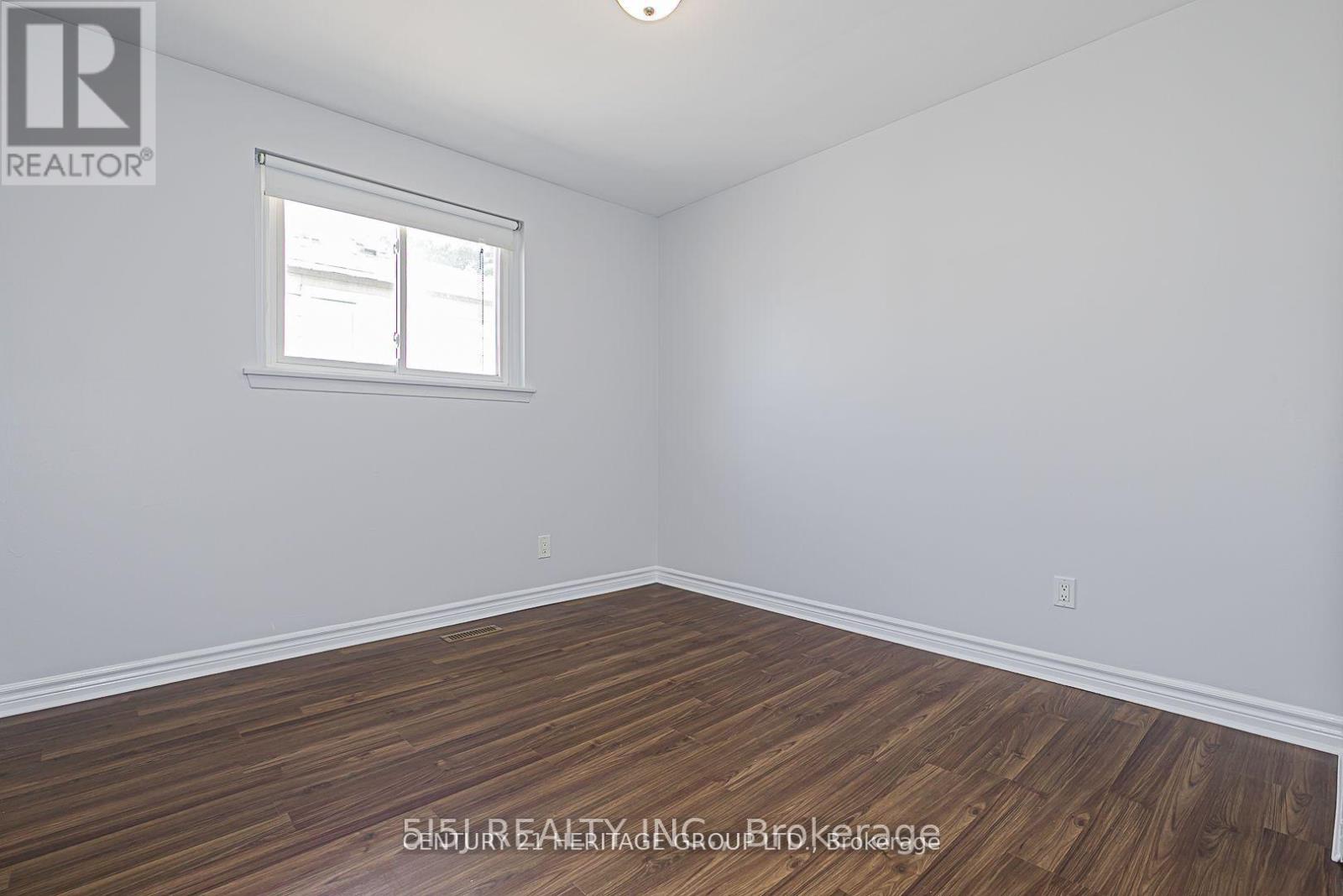 694 Beman Drive, Newmarket, Ontario L3Y 4Z2 - Photo 12 - N12349394