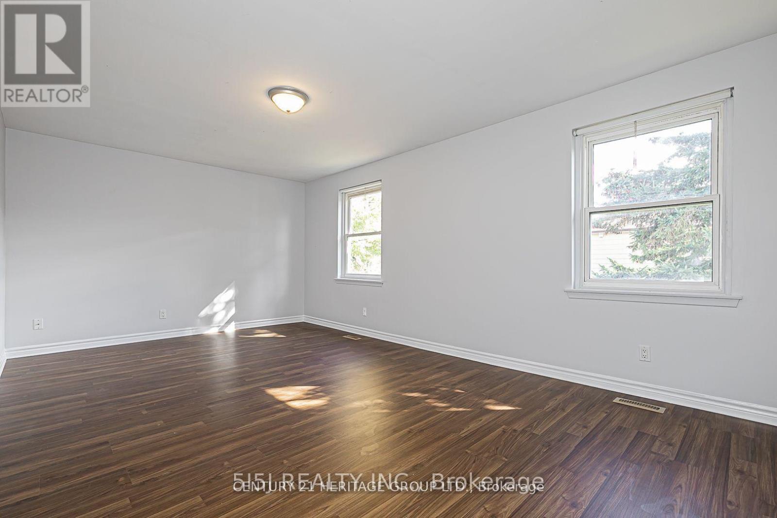 694 Beman Drive, Newmarket, Ontario L3Y 4Z2 - Photo 14 - N12349394