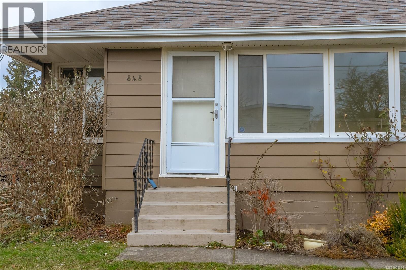 Property at 848 Reed St image 2
