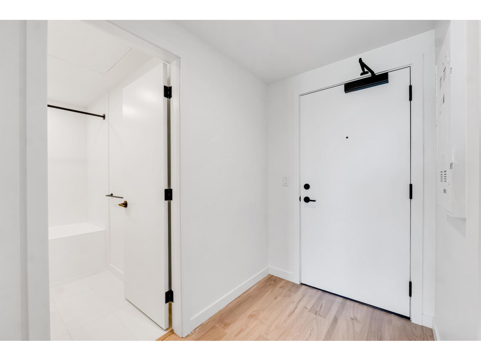 3303 10448 University Drive, Surrey, British Columbia  V3T 0S7 - Photo 14 - R2959072