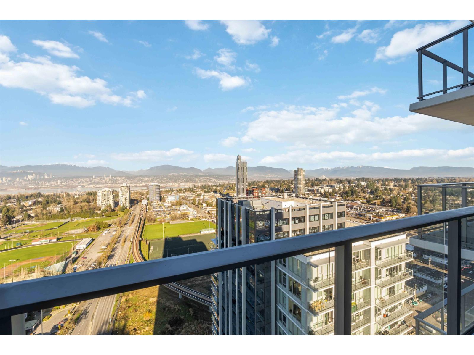 3303 10448 University Drive, Surrey, British Columbia  V3T 0S7 - Photo 12 - R2959072
