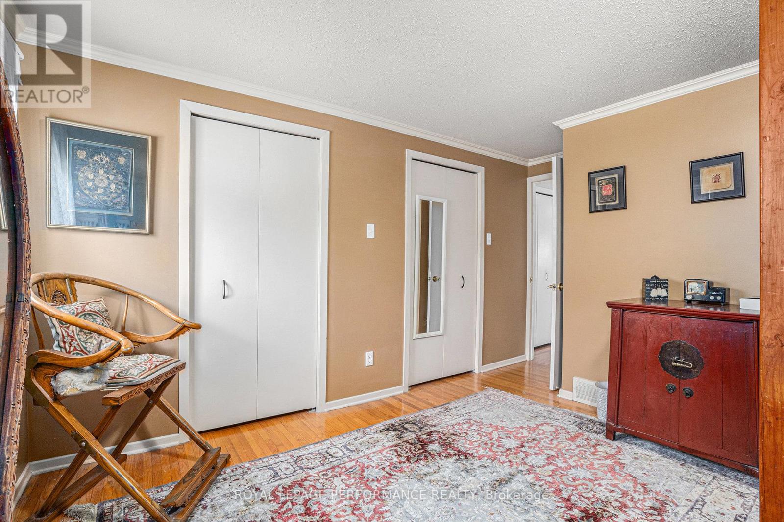 Property at 1 WEDGEWOOD CRESCENT image 3