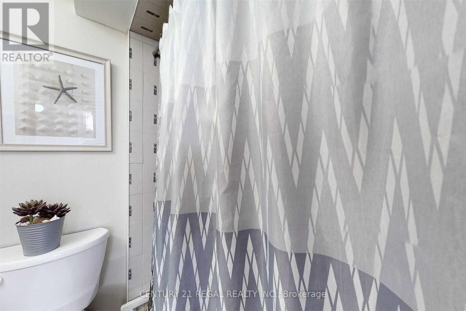 Lower Room - 5 Stevenvale Drive, Toronto, Ontario  M1G 1C6 - Photo 13 - E12349411
