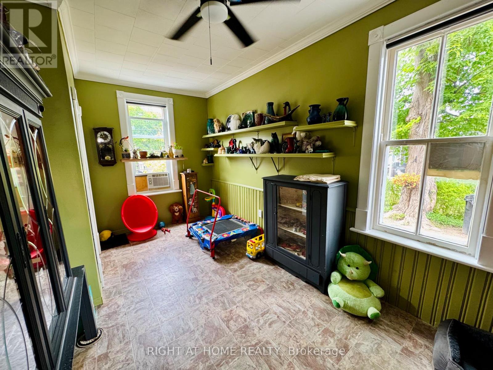 285 Manly Street, Midland, Ontario  L4R 3C7 - Photo 10 - S12349409