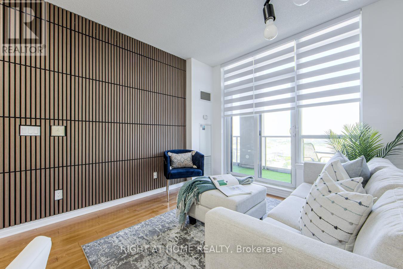 1809 - 388 Prince Of Wales Drive, Mississauga (City Centre), Ontario L5B 0A1 - Photo 20 - W12349406