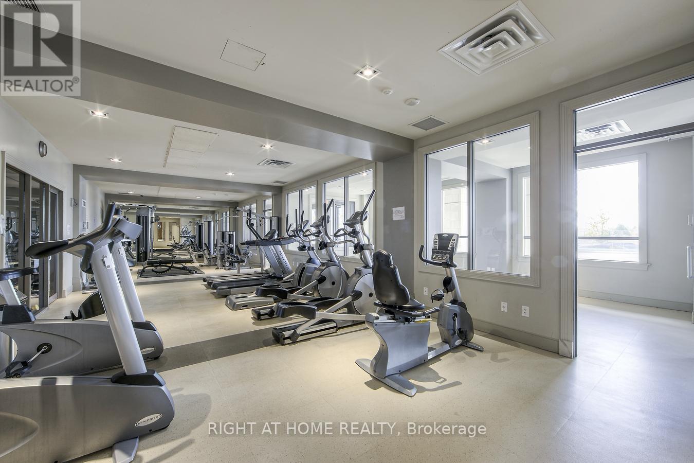 1809 - 388 Prince Of Wales Drive, Mississauga (City Centre), Ontario L5B 0A1 - Photo 45 - W12349406