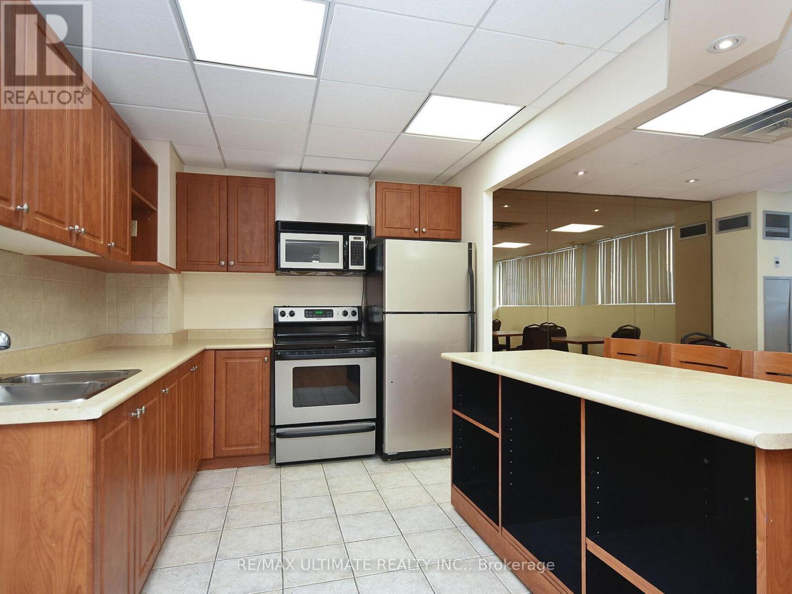 2101 - 3700 Kaneff Crescent, Mississauga, Ontario  L5A 4B8 - Photo 48 - W12349412