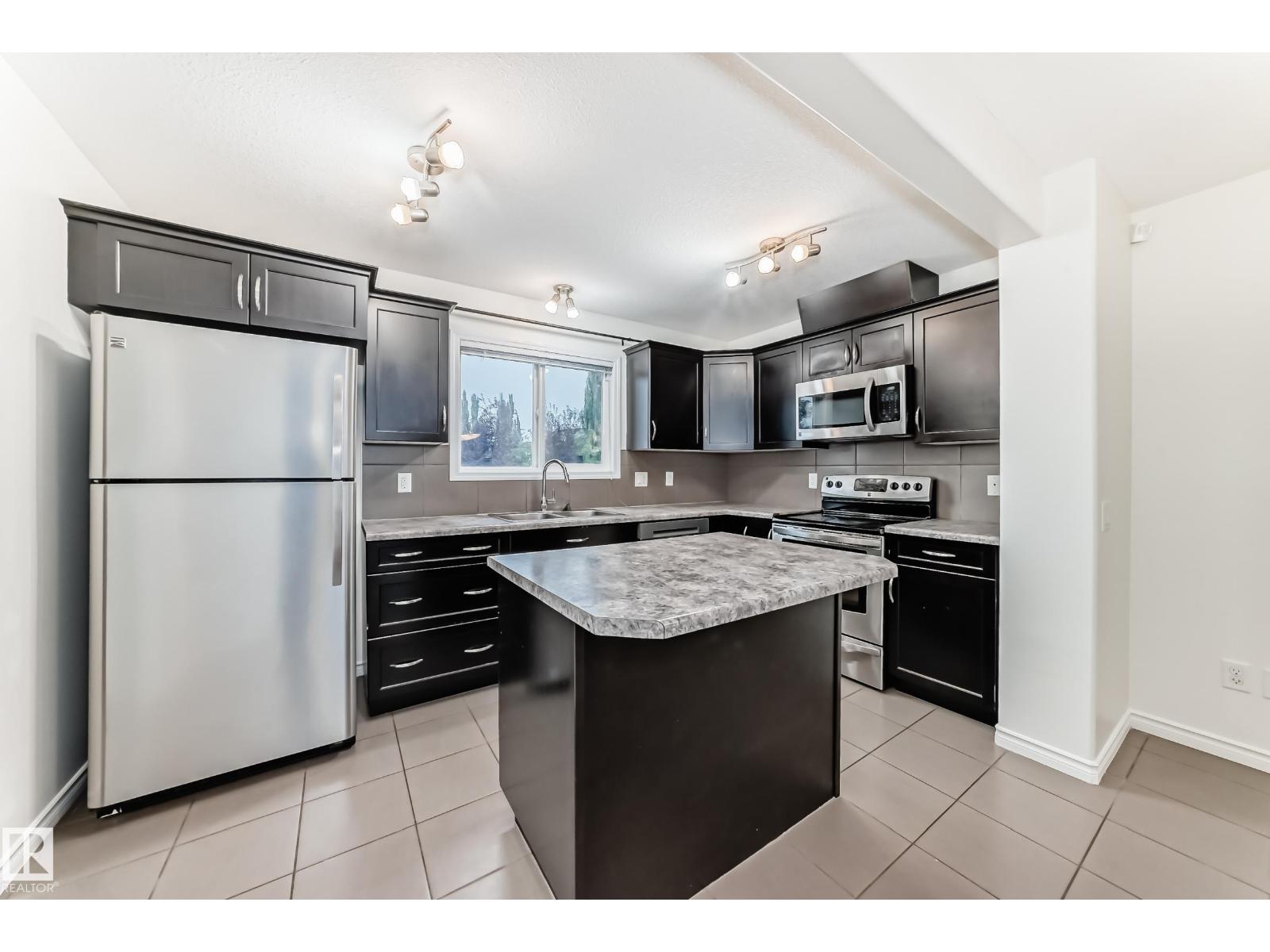 Property at 351 SECORD BV NW image 2