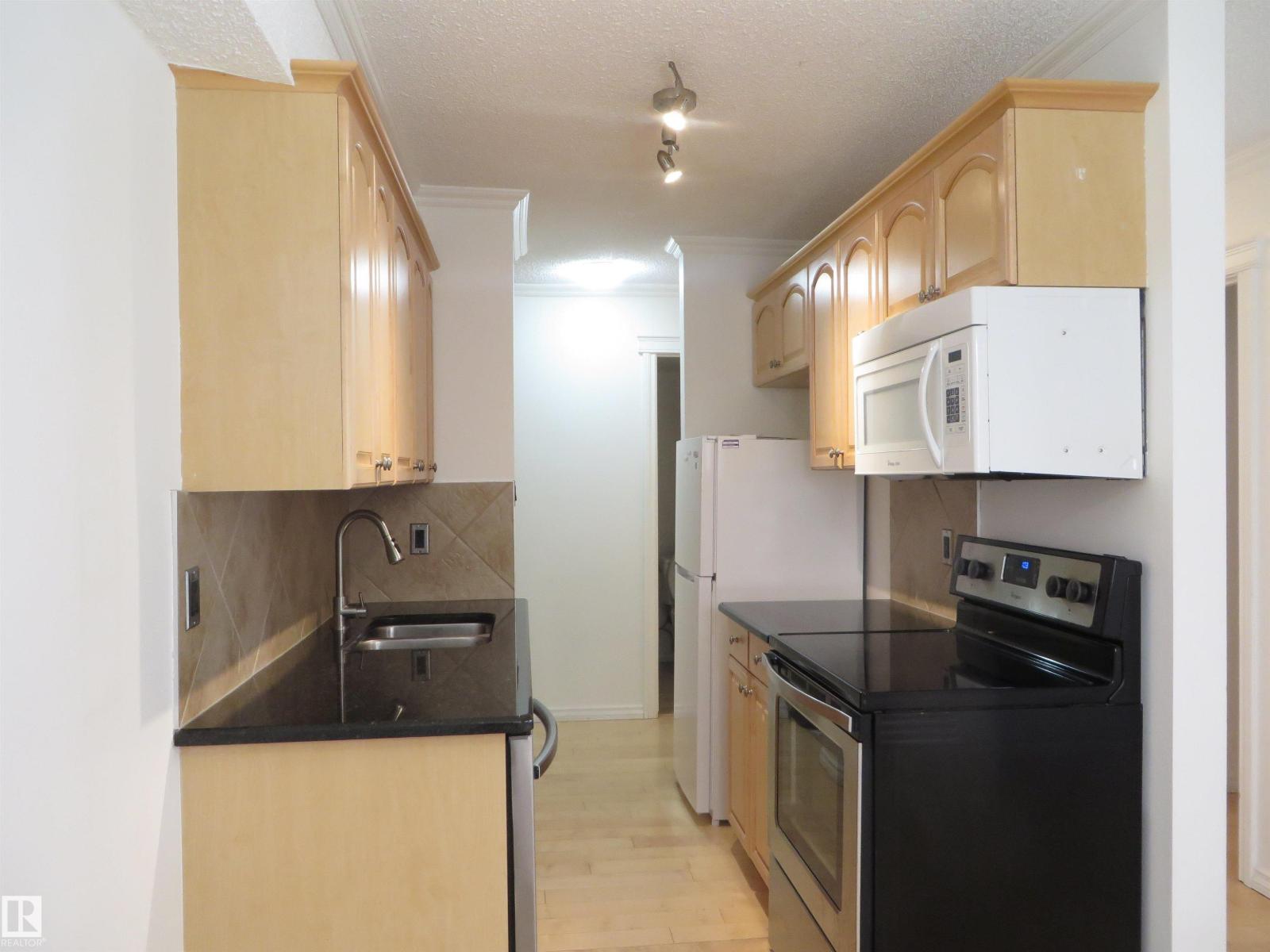 #102 10547 83 Av Nw, Edmonton, Alberta  T6E 2E1 - Photo 9 - E4453161