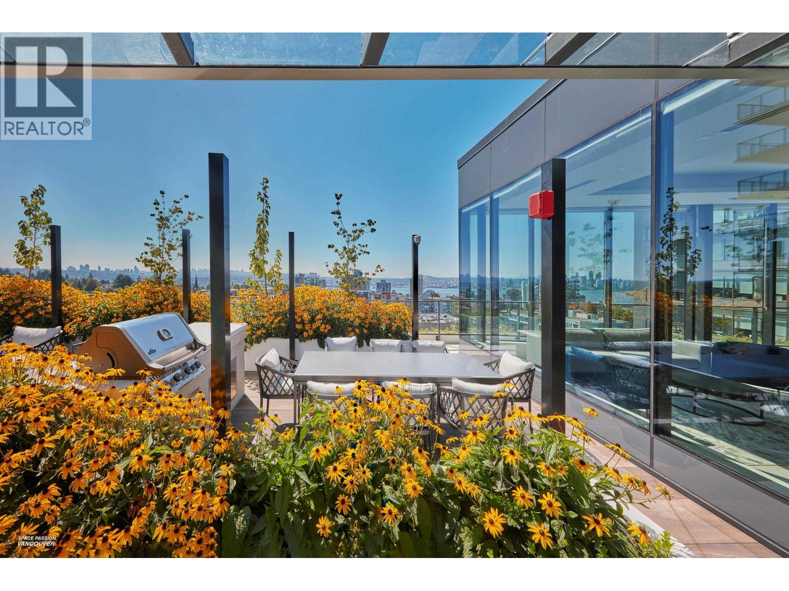 807 135 E 13th Street, Vancouver, British Columbia  V7L 0J8 - Photo 37 - R3036365